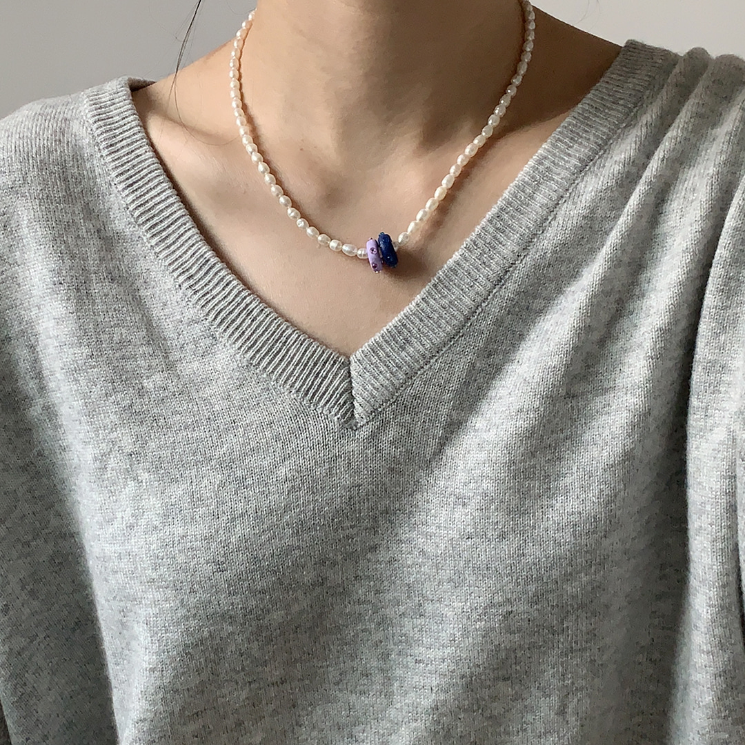 color layer pearl necklace