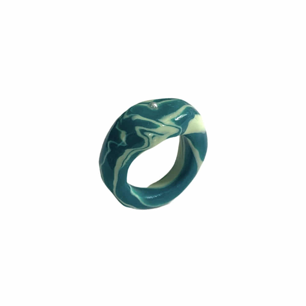 green marbling pearl ring