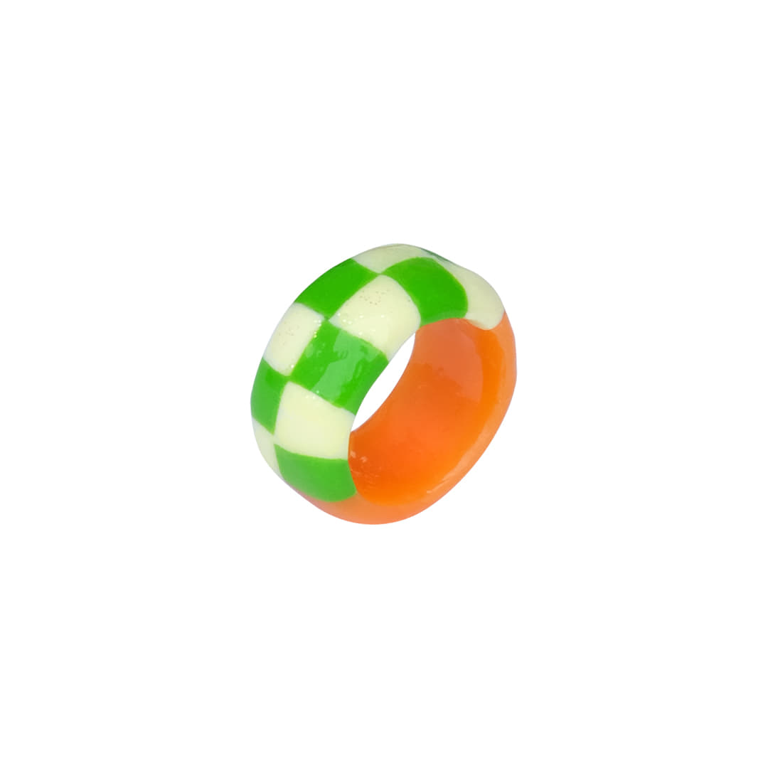 chess ring half_orange green