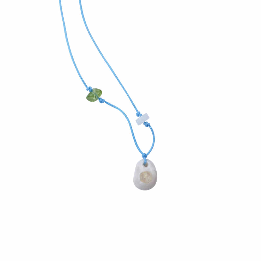string necklace_blue