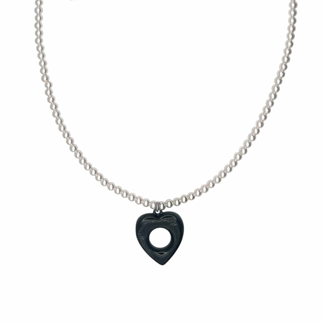 radiant pearl heart necklace-black