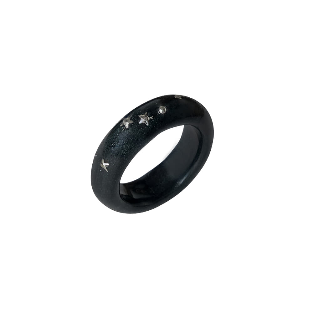 black star ring